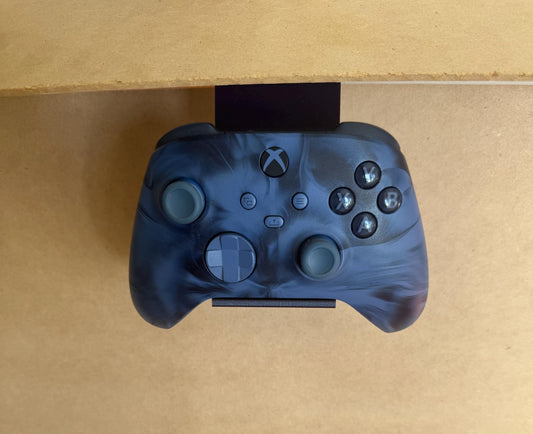Universal controller holder